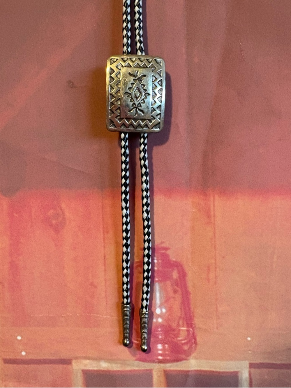 Vintage Western Geometric Bolo Tie – Black & White